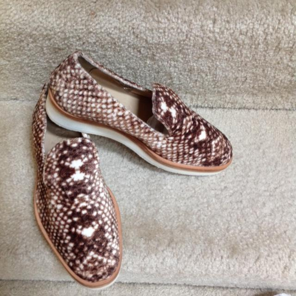 New Free People Snake Eye Velvet Loafers